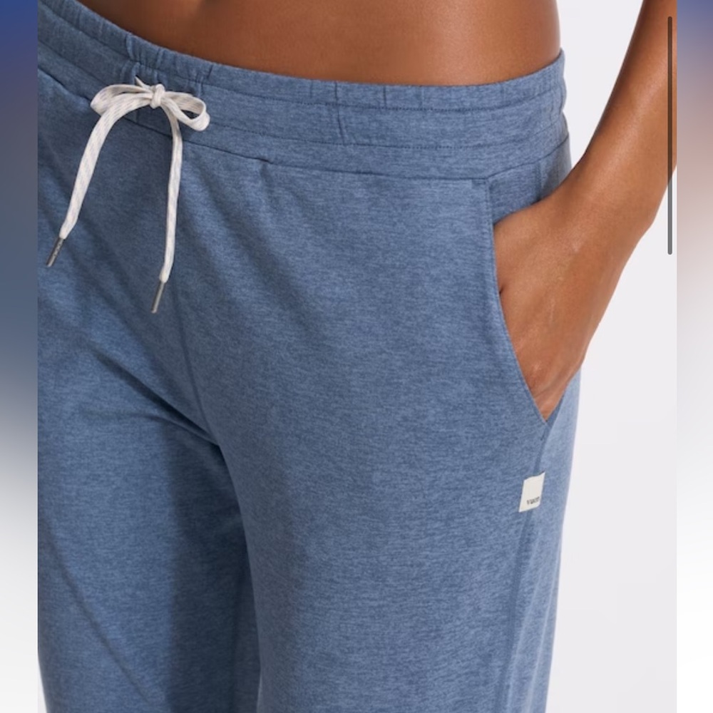 Vuori Women's Dreamknit Performance Jogger in Light Azure Heather sz M - Picture 2 of 6